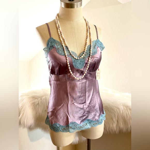 Gold Hawk Tops - NWT S 100% Silk Purple Camisole with Blue Lace Trim